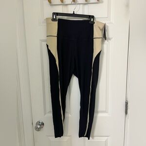 Nike Yoga Leggings 1X NWT